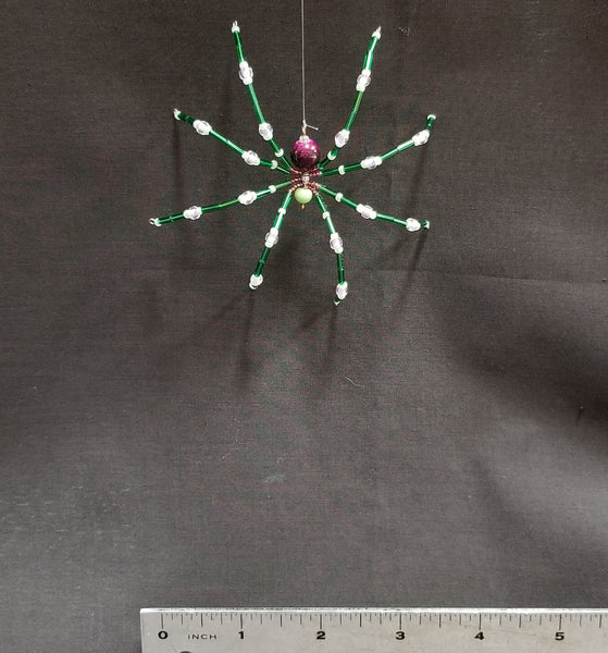 M153 Beaded Christmas Spider - Trinkets & Things Handmade with Aloha